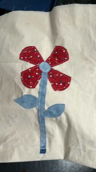 Bolsa Tela con diseño de flor - miniatura 1