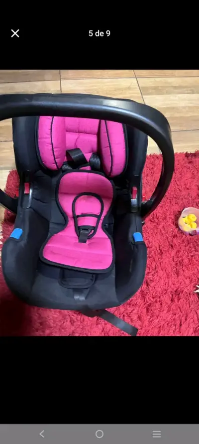 Asiento para auto bebé rosado y coche - miniatura 3