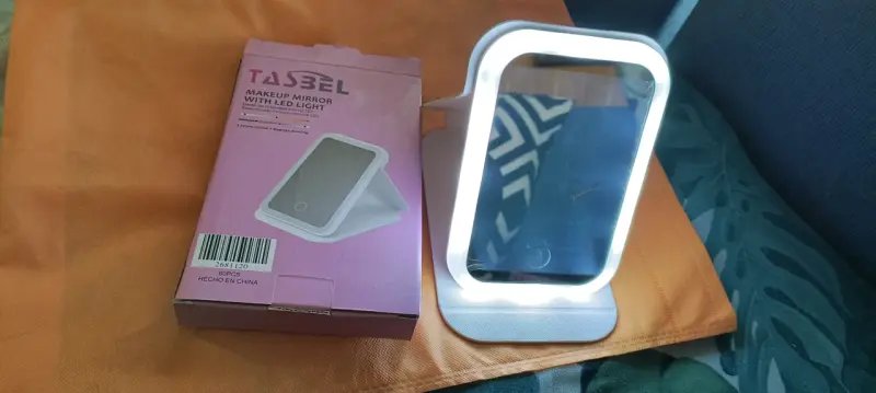 Espejo maquillaje con luz LED
