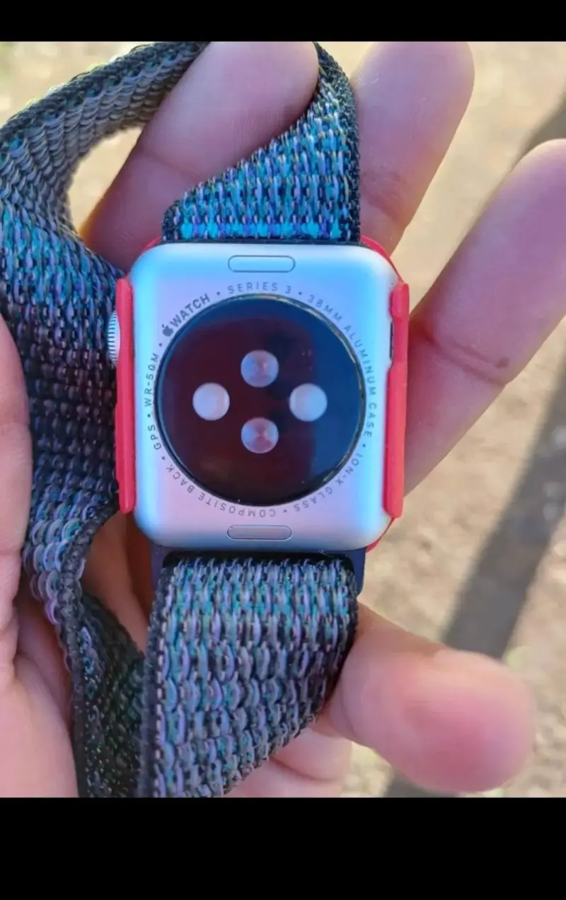 Smartwatch Apple aluminio  con correa - 5
