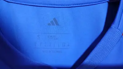 Camiseta  Universidad de Chile 25/26 - miniatura 4