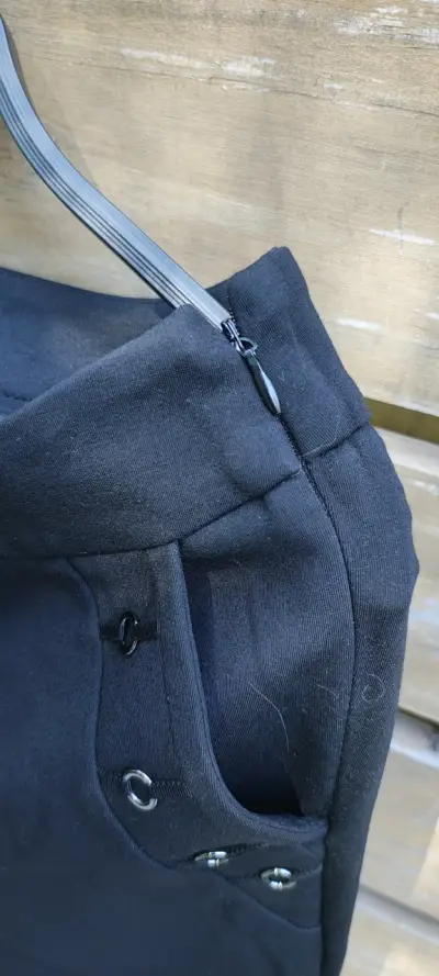 Pantalón negro casual mujer - miniatura 4