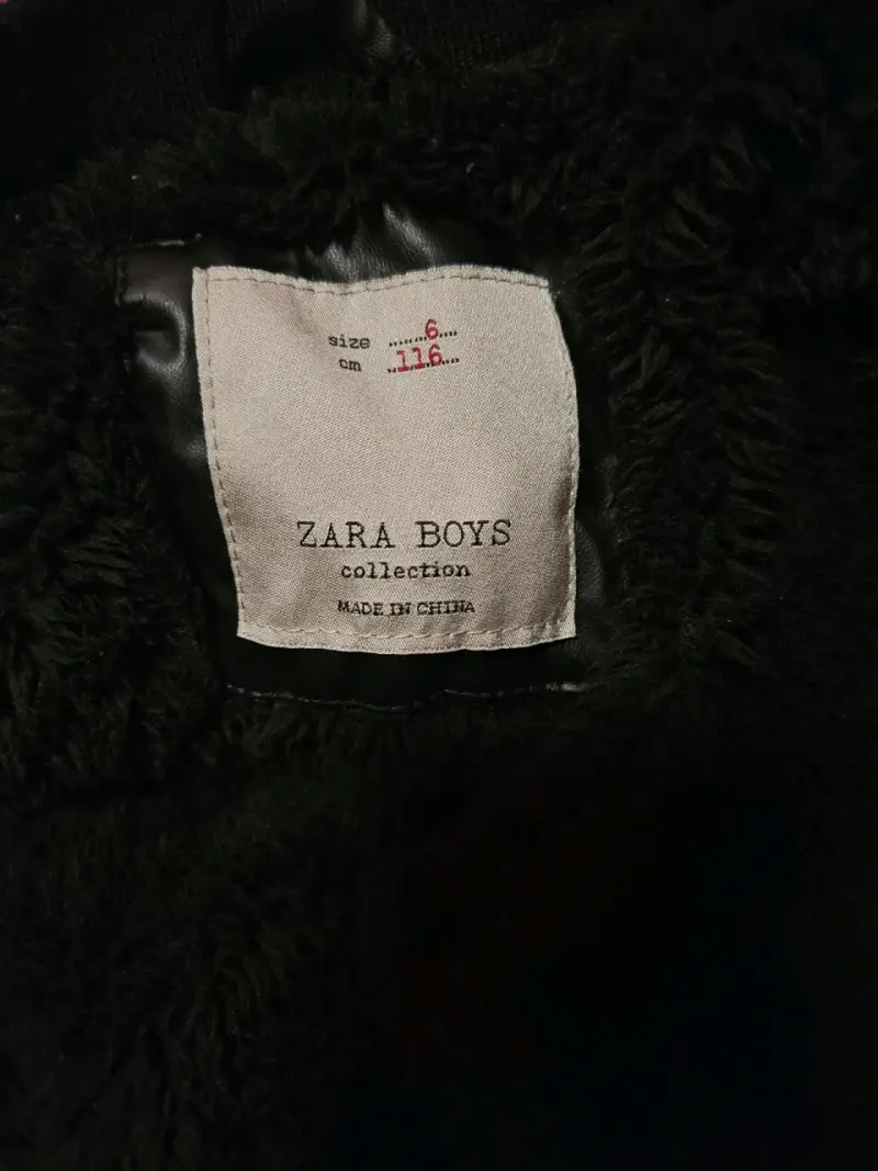 Chaqueta negra acolchada ZARA TALLA 6 - 6