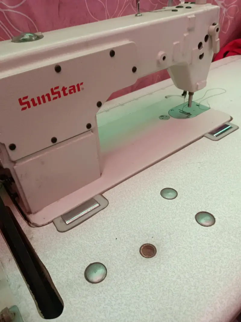 Máquina de coser industrial SunStar - 3