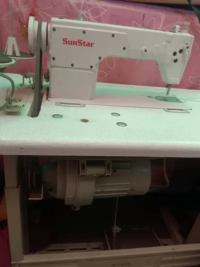 Máquina de coser industrial SunStar - miniatura 4