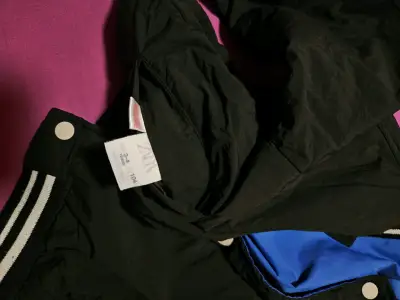 Chaqueta bomber negra para niño zara 3 a 4 años - miniatura 3