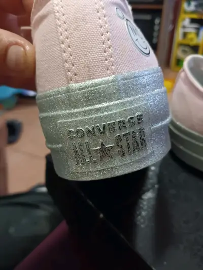 Zapatillas rosadas con brillo - miniatura 4