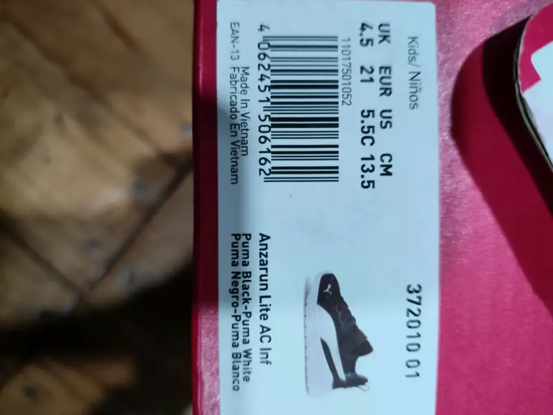 Zapatillas negras para niños - 4