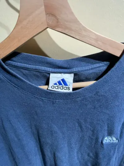 Polera Adidas azul talla M - miniatura 3
