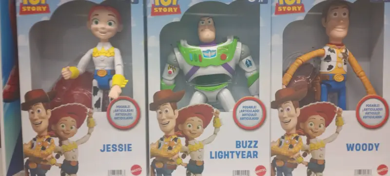 Figura articulada de Buzz Lightyear - 4