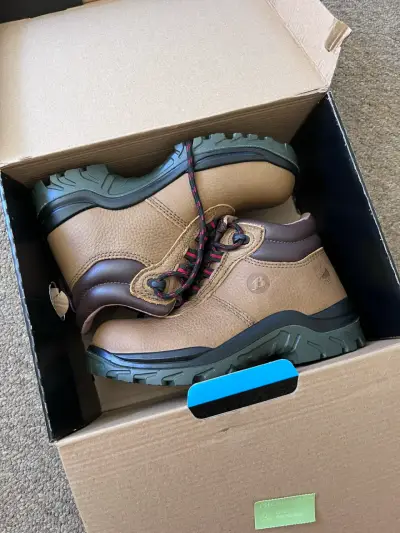 Botin De Seguridad Para Mujer Marca Bata - miniatura 1