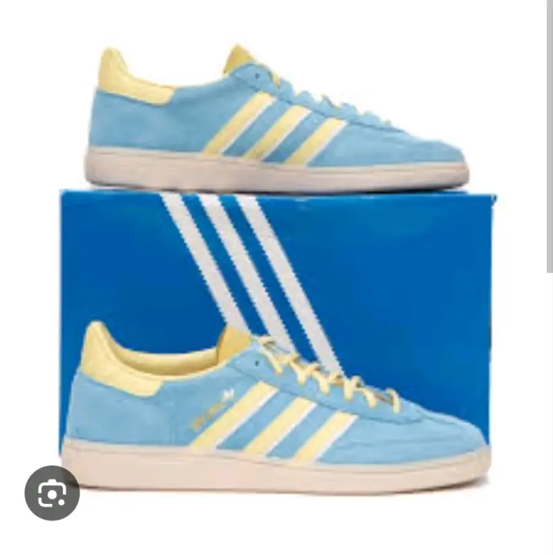 Zapatillas celestes Adidas con caja - 5
