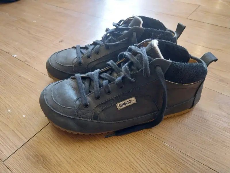 Zapatillas altas negras de cuero - 2