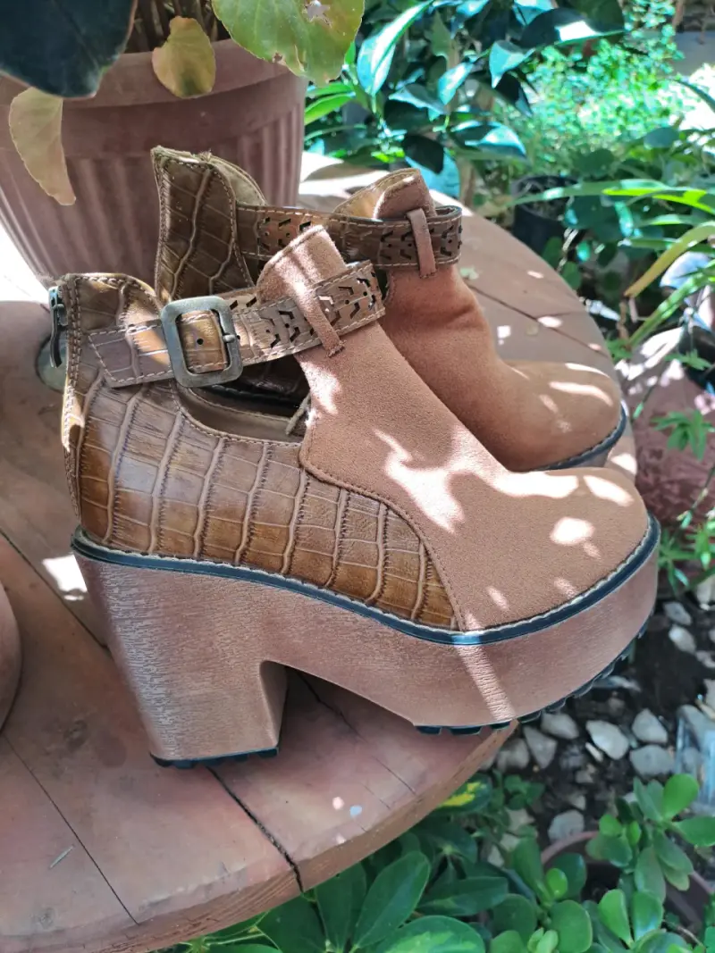 Botines de tacón camel - 4