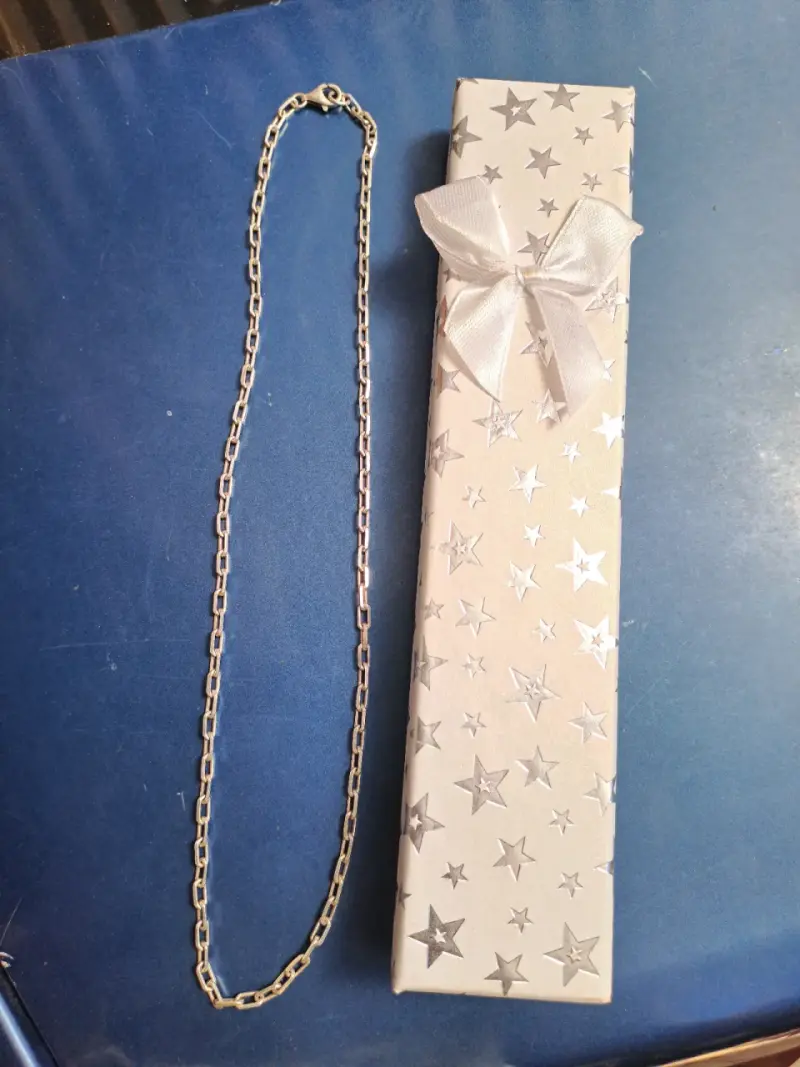 Collar de eslabones con caja - 1