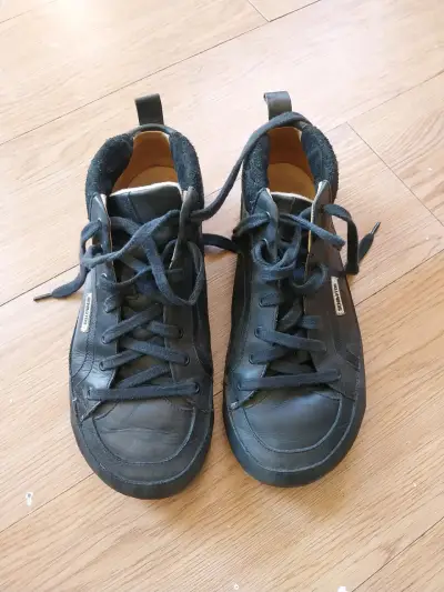 Zapatillas altas negras de cuero - miniatura 1