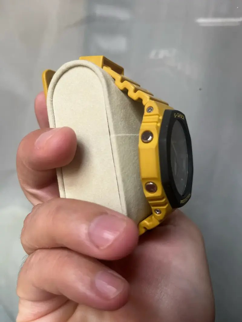 Reloj Casio G-Shock amarillo - 2