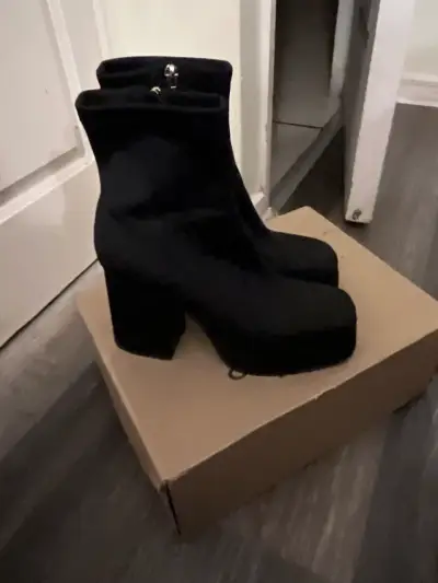 Botas negras de plataforma cmoran - miniatura 1