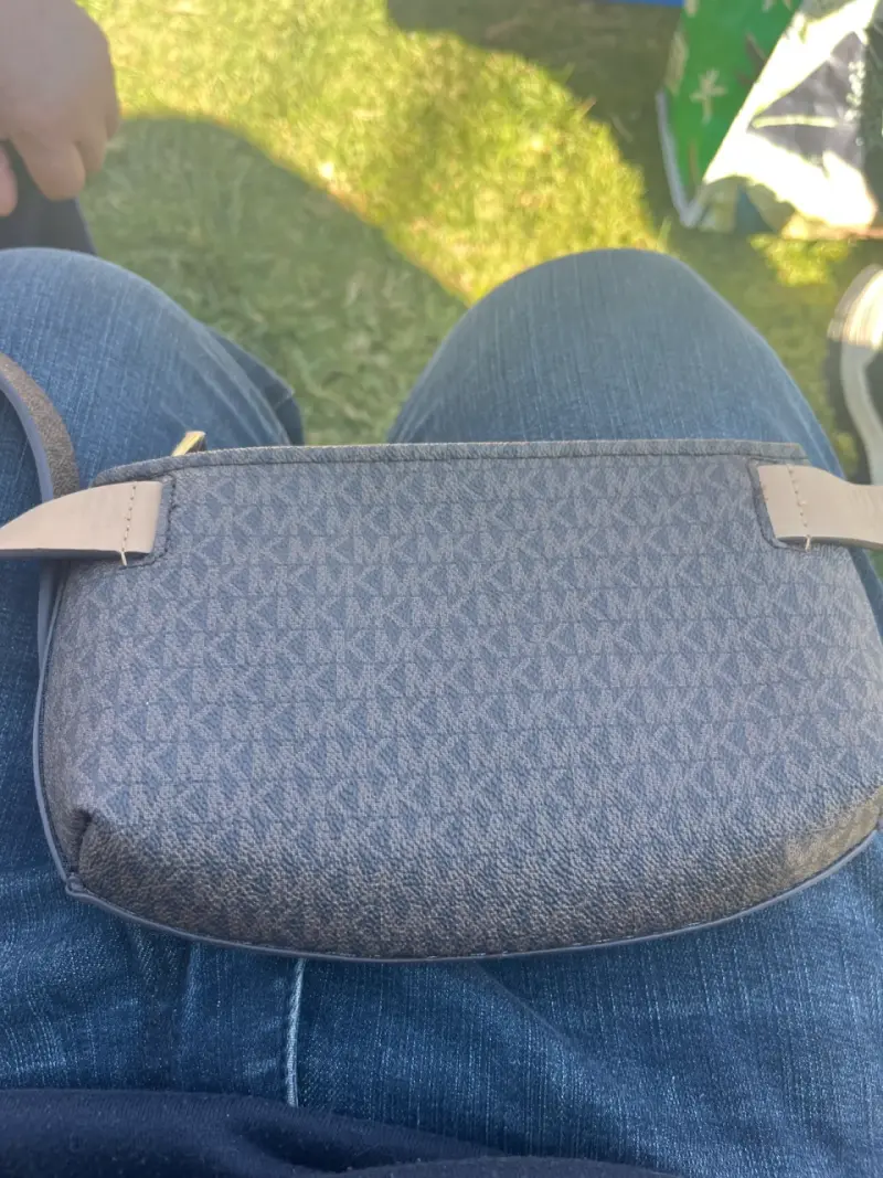 Bandolera Michael Kors rayas rojas - 2