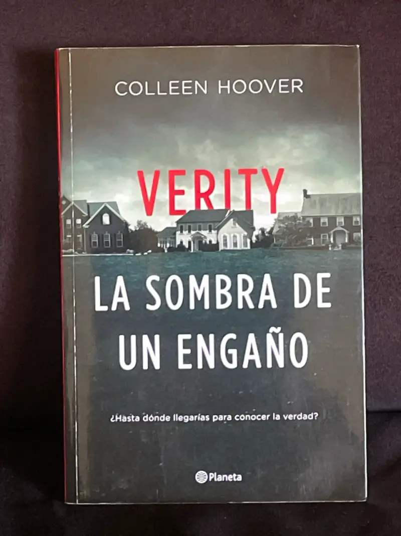 Libro Verity: La Sombra de un Engaño - 1