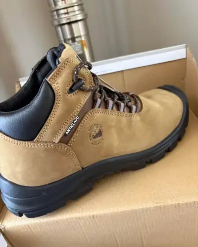 Zapatos de seguridad Número 42 - miniatura 1