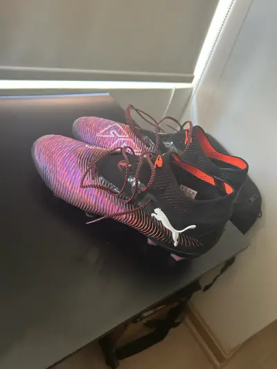 Zapatos de fútbol Puma multicolor - miniatura 1