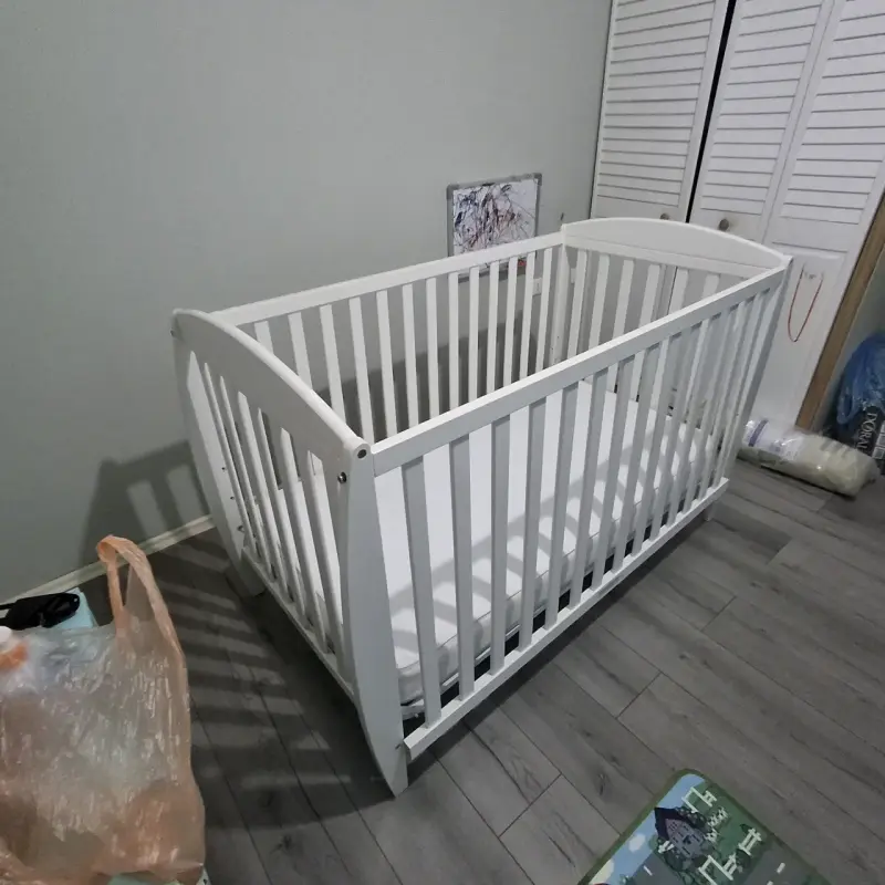 Cuna blanca para bebé - 4