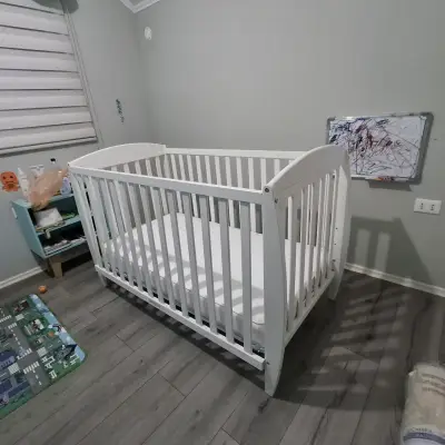 Cuna blanca para bebé - miniatura 6