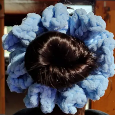 Moño rosado tejido a crochet - miniatura 3