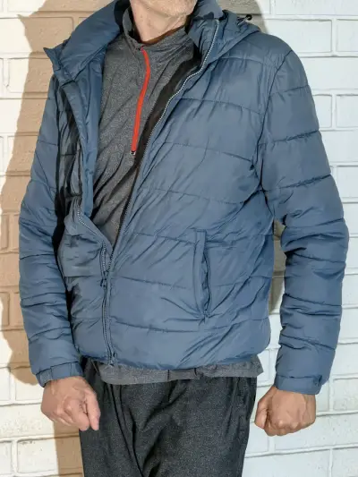 Chaqueta deportiva negra y gris - miniatura 5