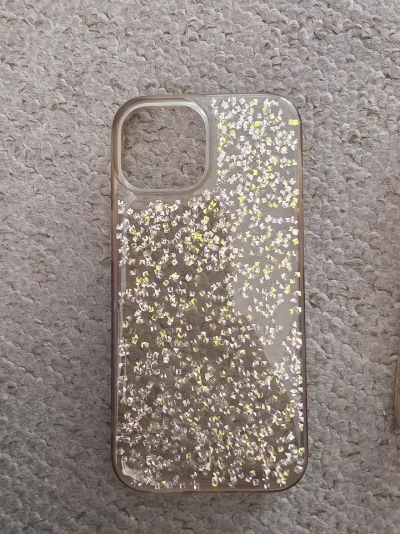 Carcasa brillante para iPhone 15 - 1
