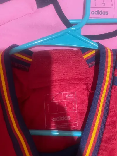 Camiseta roja España Adidas - miniatura 3