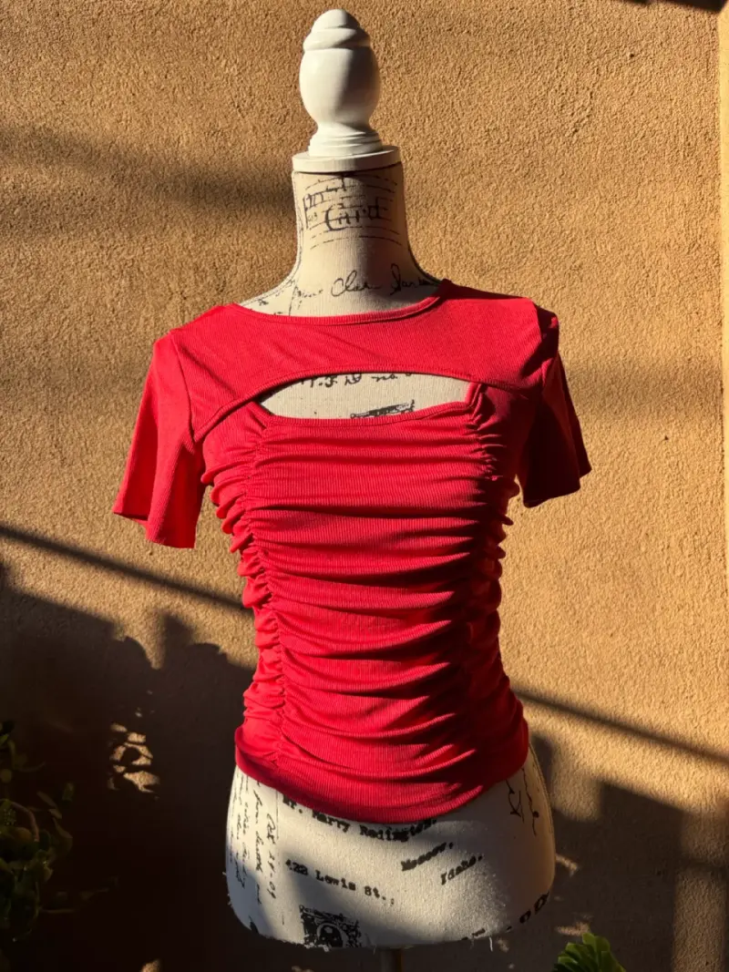 Polera roja *NUEVA* - 1