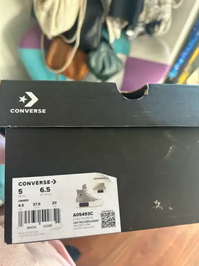 Zapatillas converse 37.5 - miniatura 2