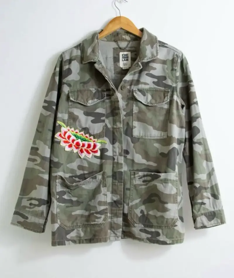 Chaqueta militar con bordado floral - 2
