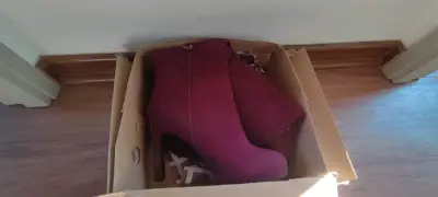 Botines burdeos de tacón alto - miniatura 1