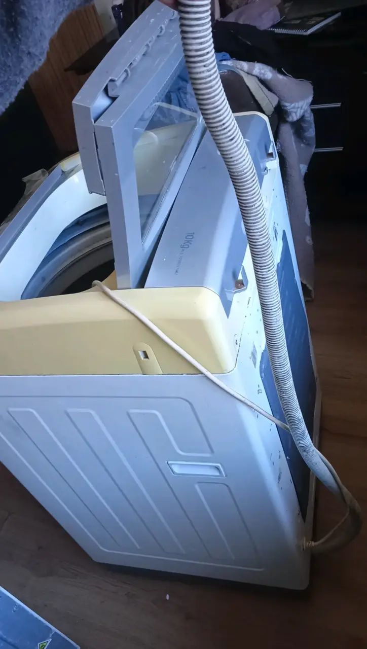 Lavadora semi-automática usada,le falta un cable - 4