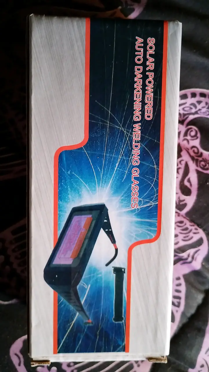 Máscara de soldar con oscurecimiento automático - 2