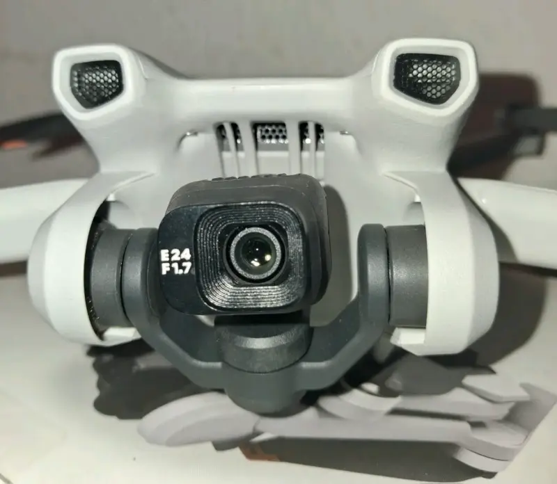 Drone DJI Mini 3 con control - 3