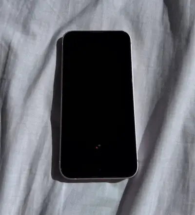 iPhone 13 mini rosa - miniatura 2