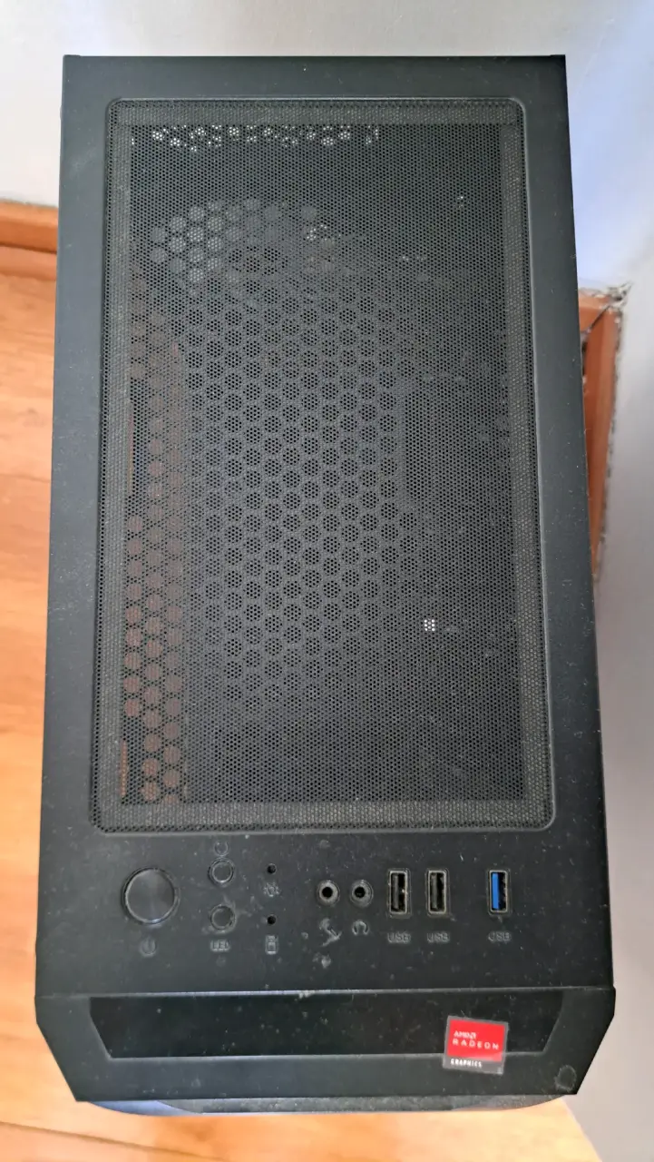 PC AMD 5 gama media - 4