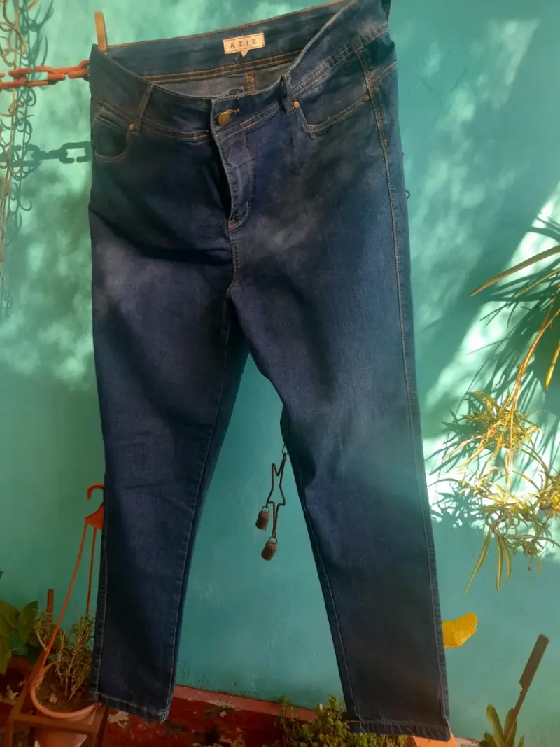 Jeans azul oscuro - 1