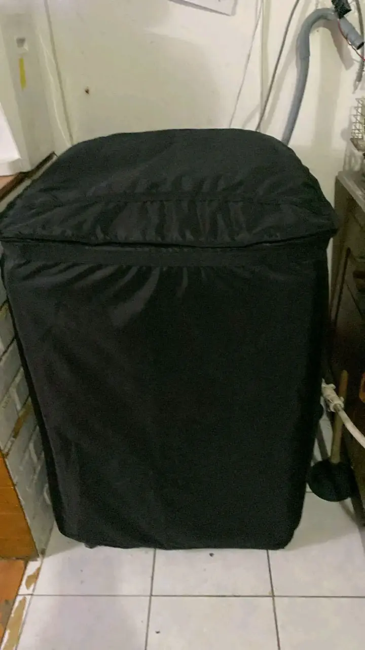 Cubierta negra para electrodoméstico - 1
