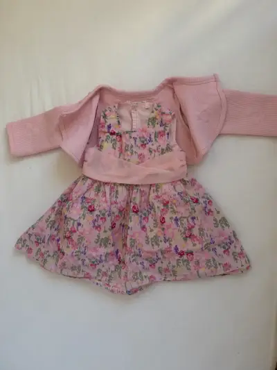 Vestido floral de bebé con bolero - miniatura 2