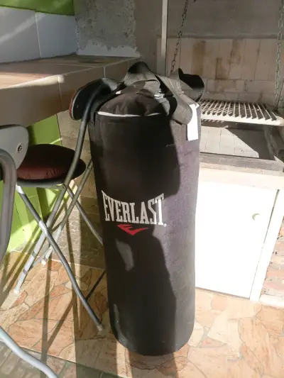 Guantes de boxeo Worx negros y azules - miniatura 3