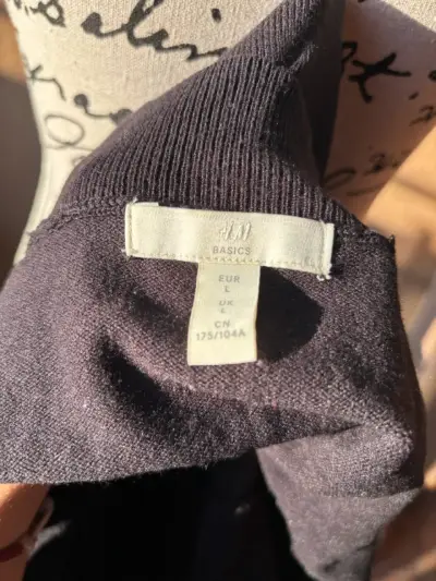 Polera negra de cuello alto HYM TALLA L - miniatura 4