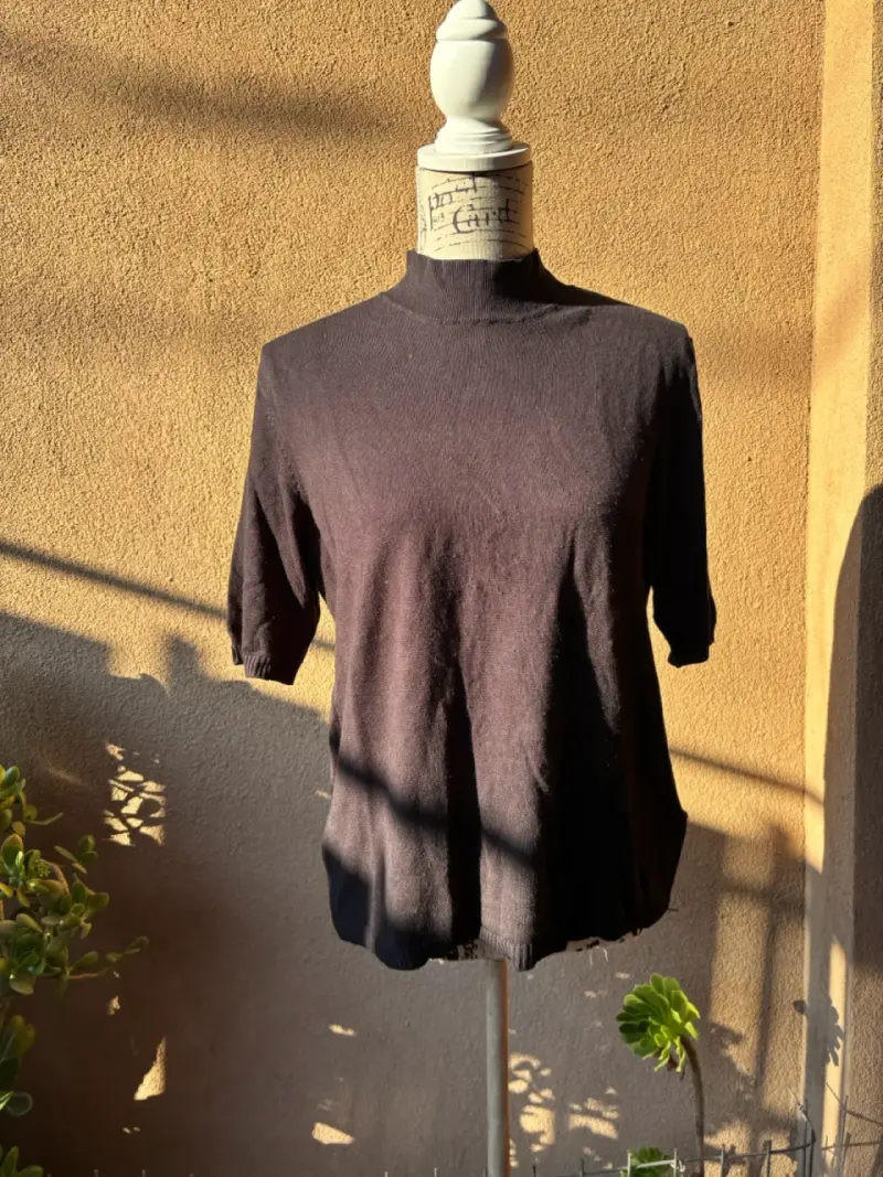 Polera negra de cuello alto HYM TALLA L - 5