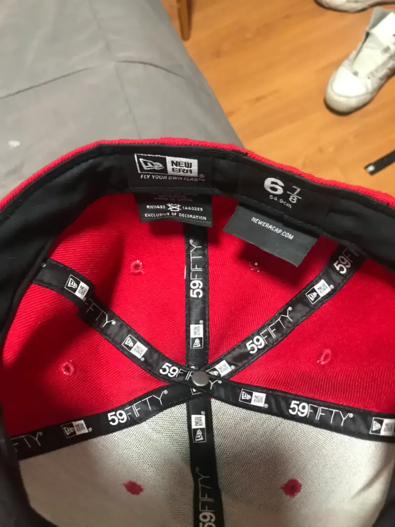 Gorra roja New Era Pioneers - 2