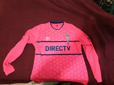 Polera Universidad Catolica de arquero - miniatura 1