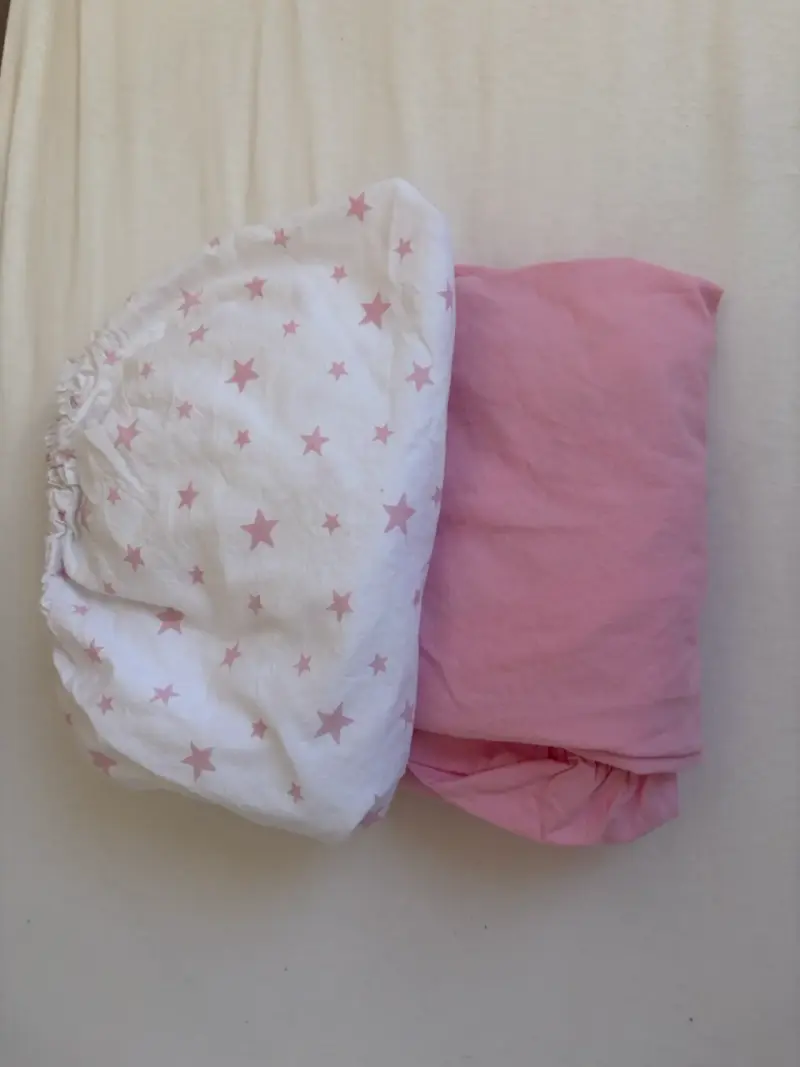 Sábanas bajeras cuna colecho  rosa y estrellas